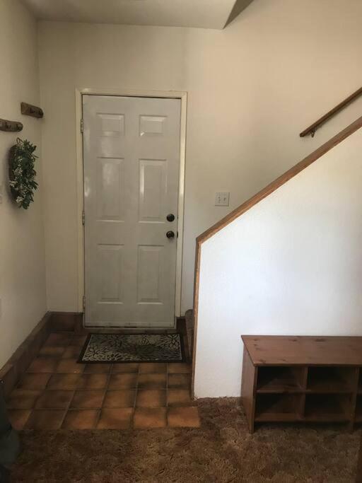 Cheerful 2-Bedroom Cottage Near Eagle Lake Susanville Luaran gambar